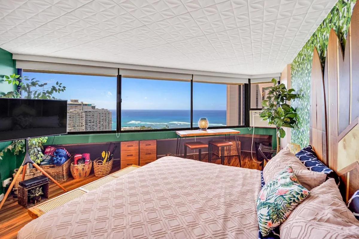 Contactos de Ocean View Prime Location Surfer Studio With Parking